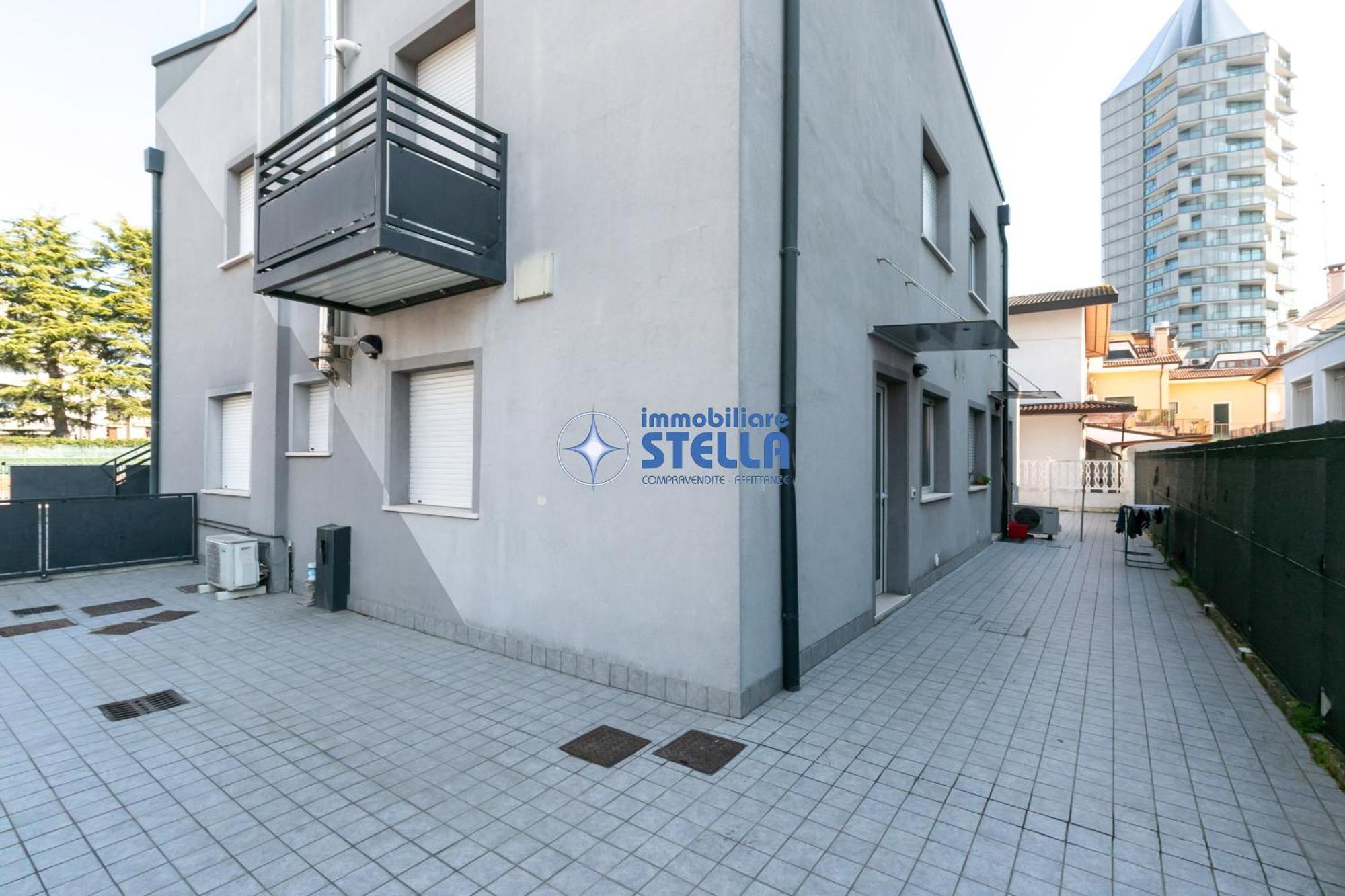 Condominio Milan Lido di Jesolo Bagian luar foto